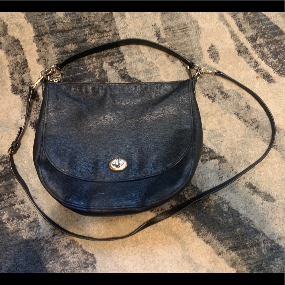 Coach Turnlock Hobo Pebble Leather Bag